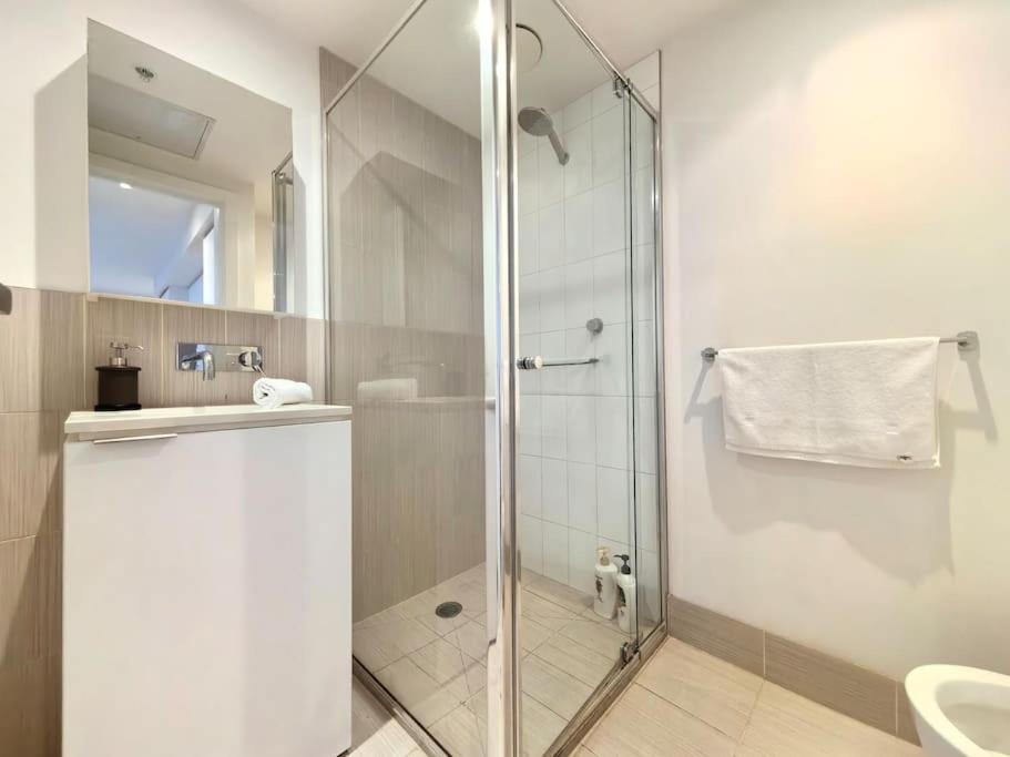 Appartamento Charming 1Br Southbank W Balcony & Free Parking#Ti22 Melbourne Esterno foto